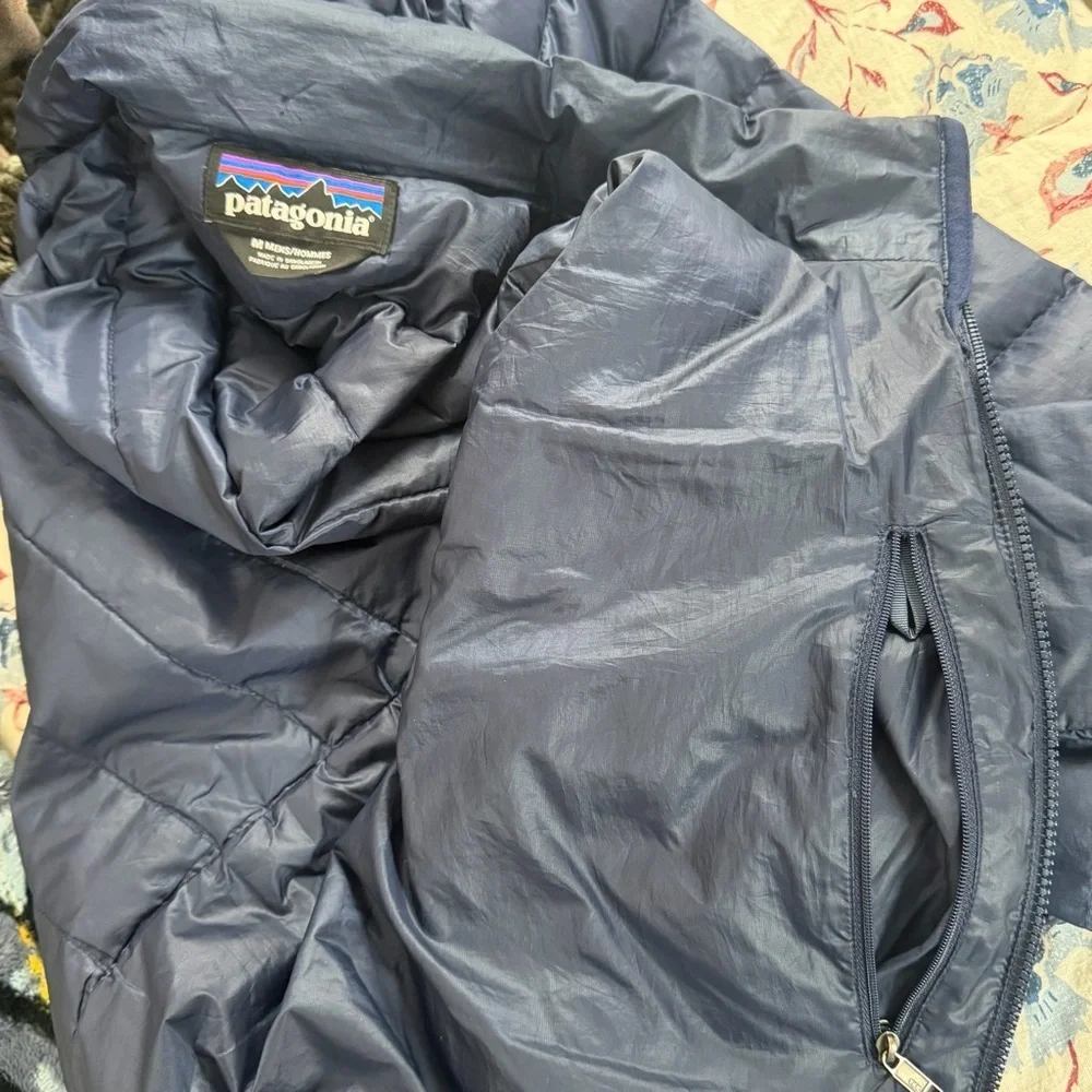 Patagonia Full Zip Puffer Down Sweater Jacket Outdoor Winter - Medium